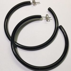Classic Metal Black Hoops